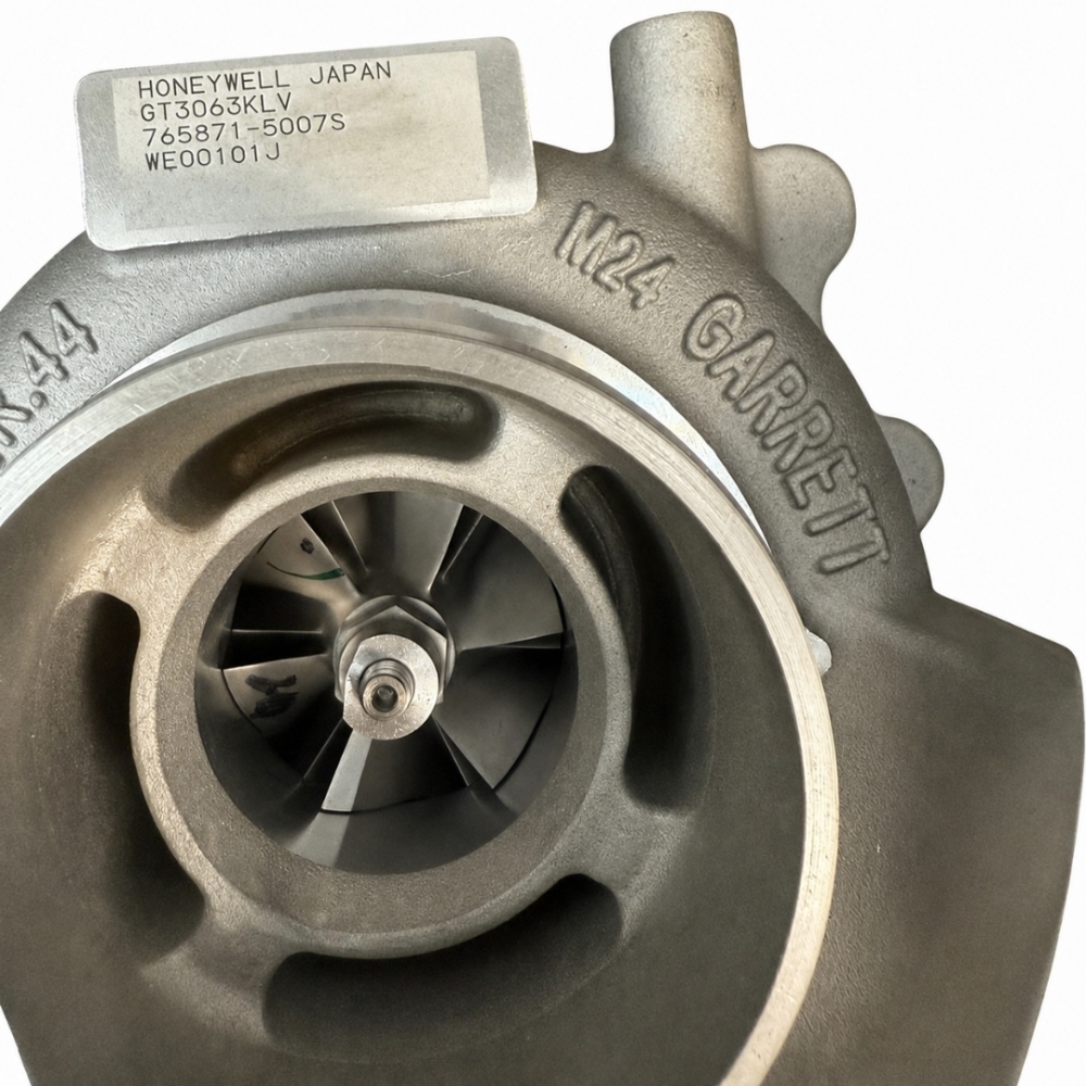 ��������������� Hino 17201-E0034